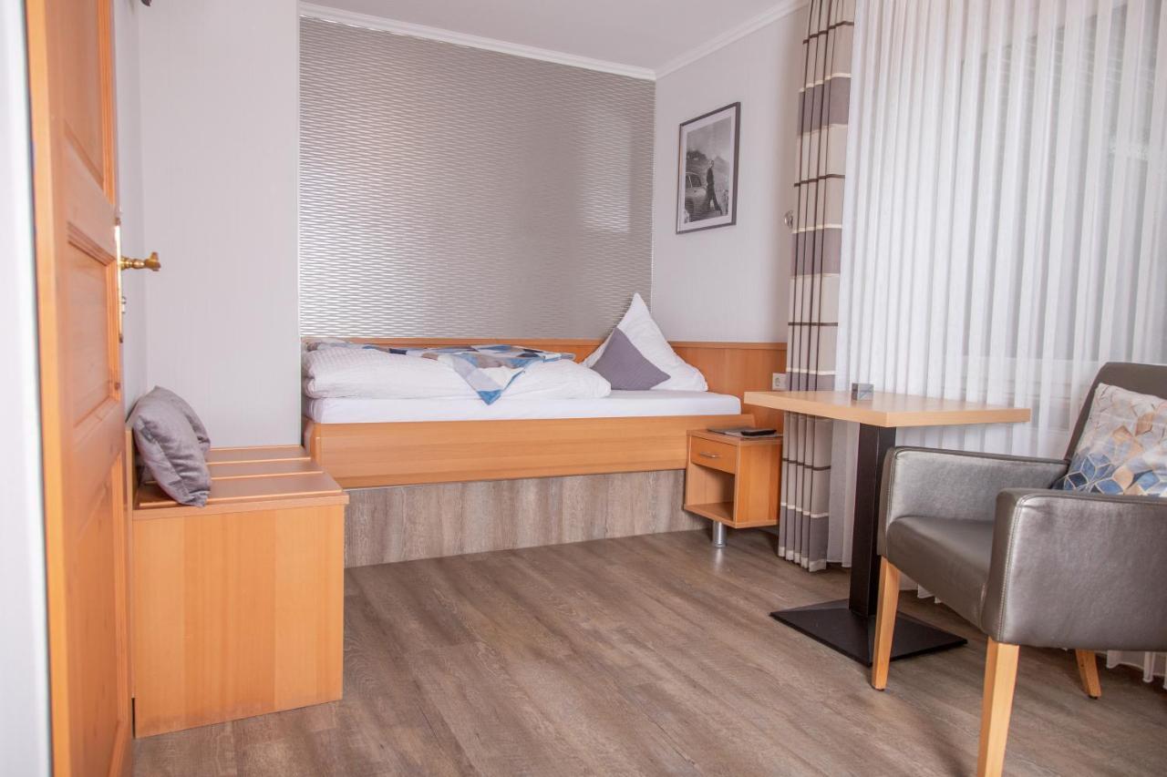 Kleines Hotel Westhus Dörpen Esterno foto