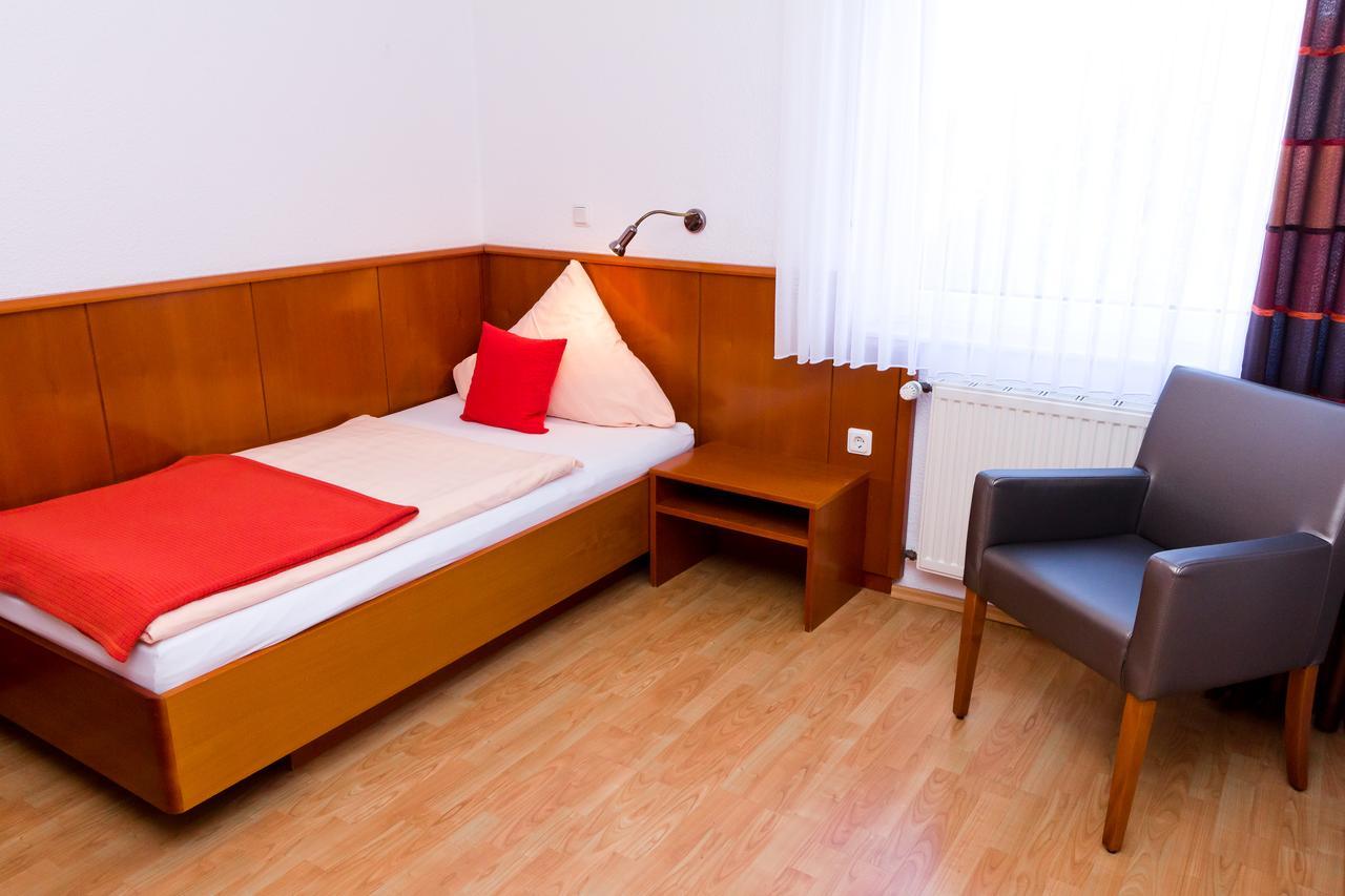 Kleines Hotel Westhus Dörpen Esterno foto